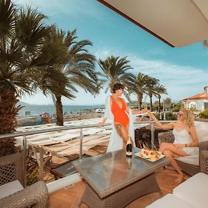 Sunset Beach Villas And Apartments